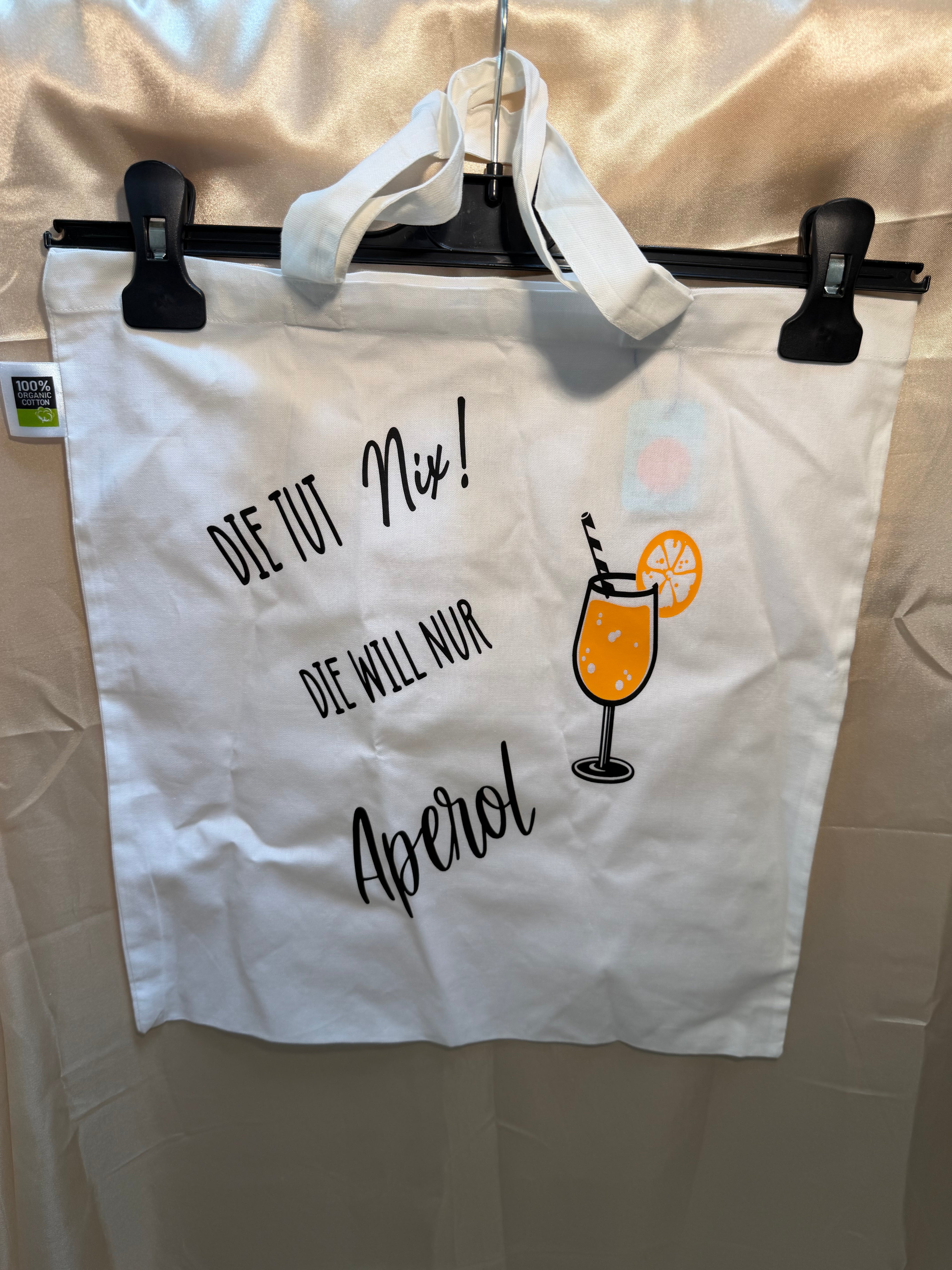 Stoffbeutel „Die tut nix! Die will nur Aperol“