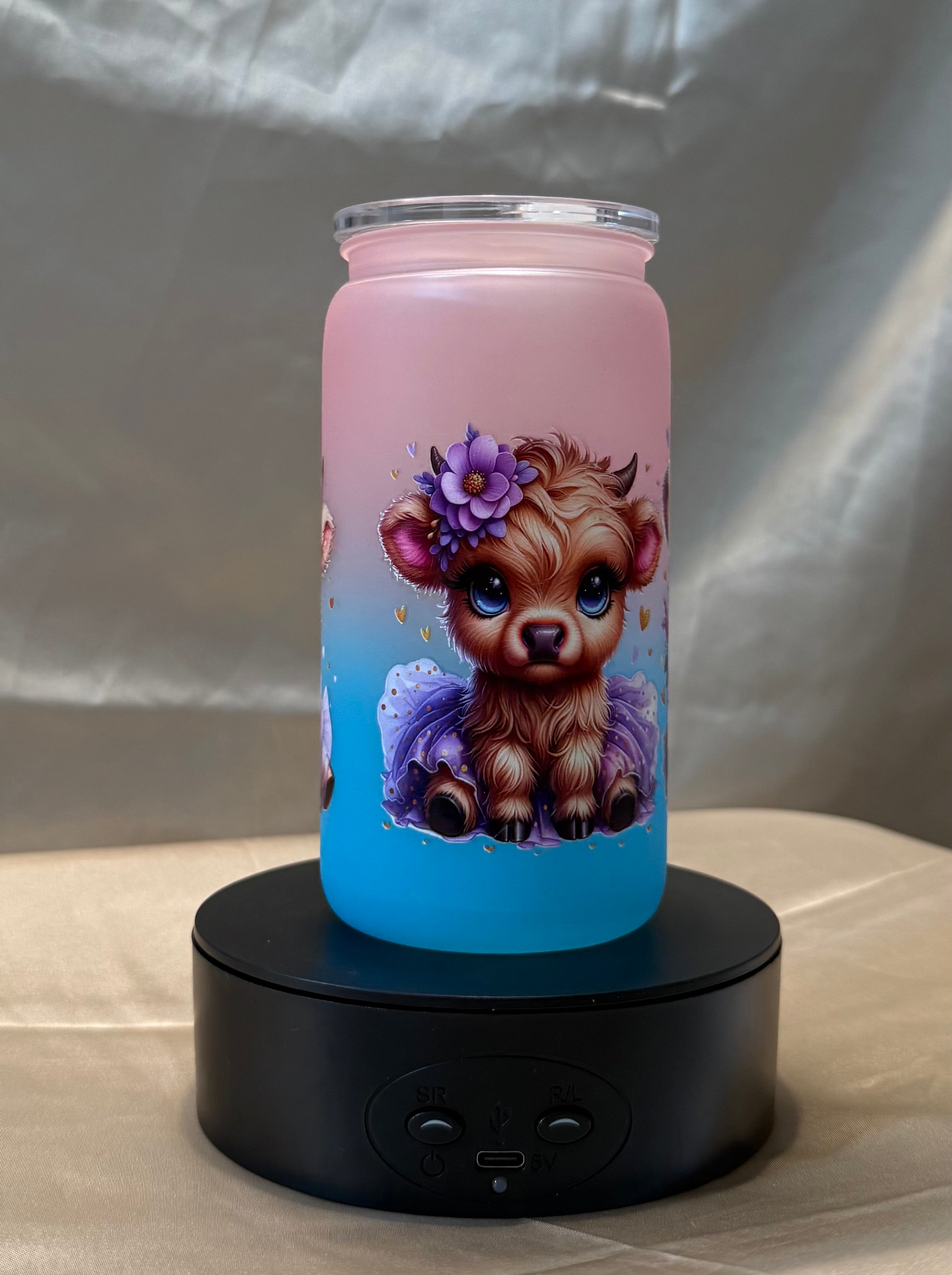 🩷 Highland-Kälbchen Trinkbecher | Kunststoffbecher mit Deckel